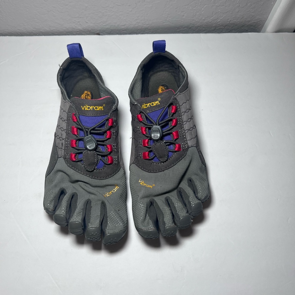 Vibram Women Size 7.5 / 8 FiveFingers Trek Ascent Hiking Shoes Mega Grip Grey - Picture 3 of 10